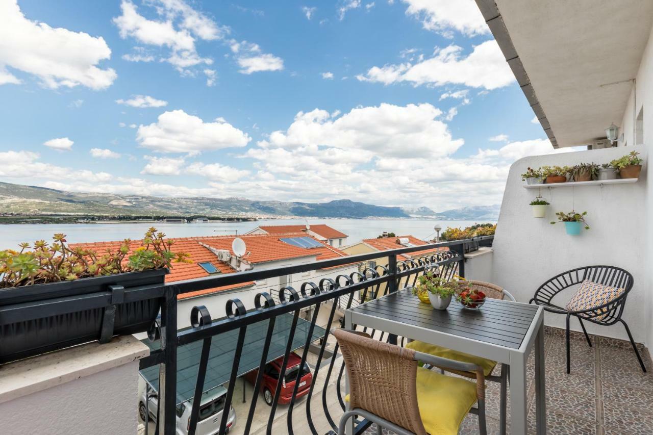 Apartments Rogulj Trogir Extérieur photo