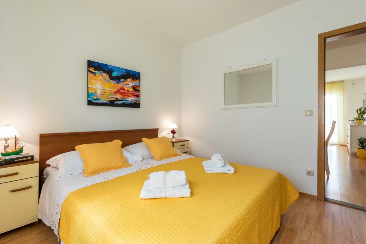 Apartments Rogulj Trogir Extérieur photo